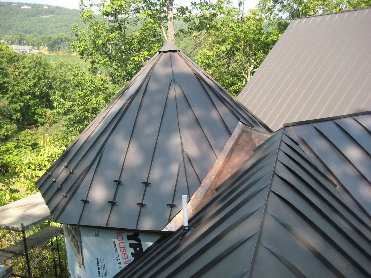 Professional Roof Tarp Installation by Craftsman Roofing in Marsteller